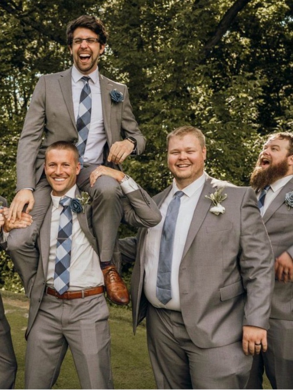 Sophisticated Men's Suit by Angelo in Gray